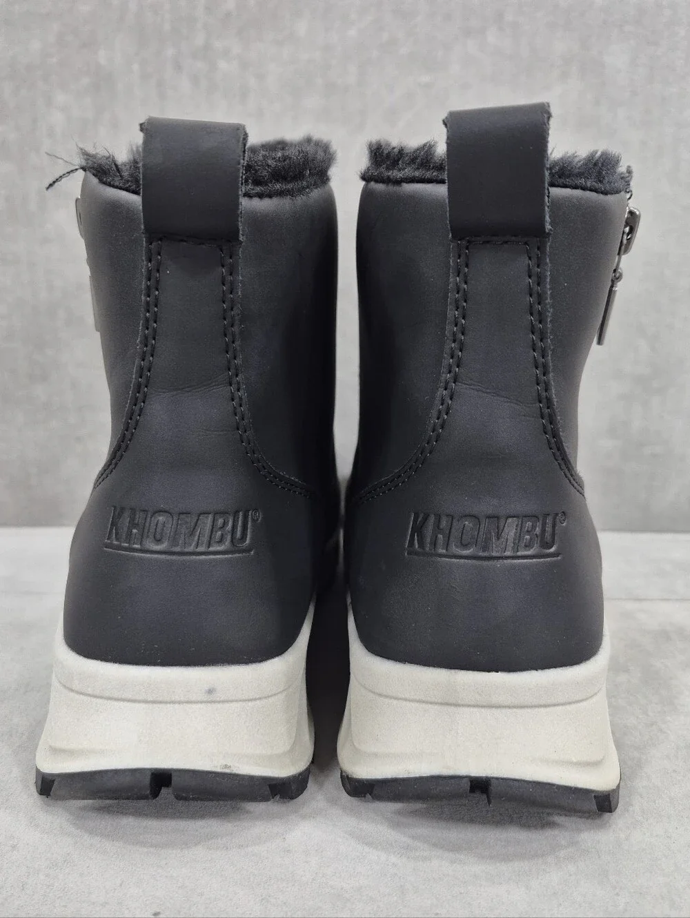 Khombu Sienna boots women's 8M black All Weather faux fur lined side zip